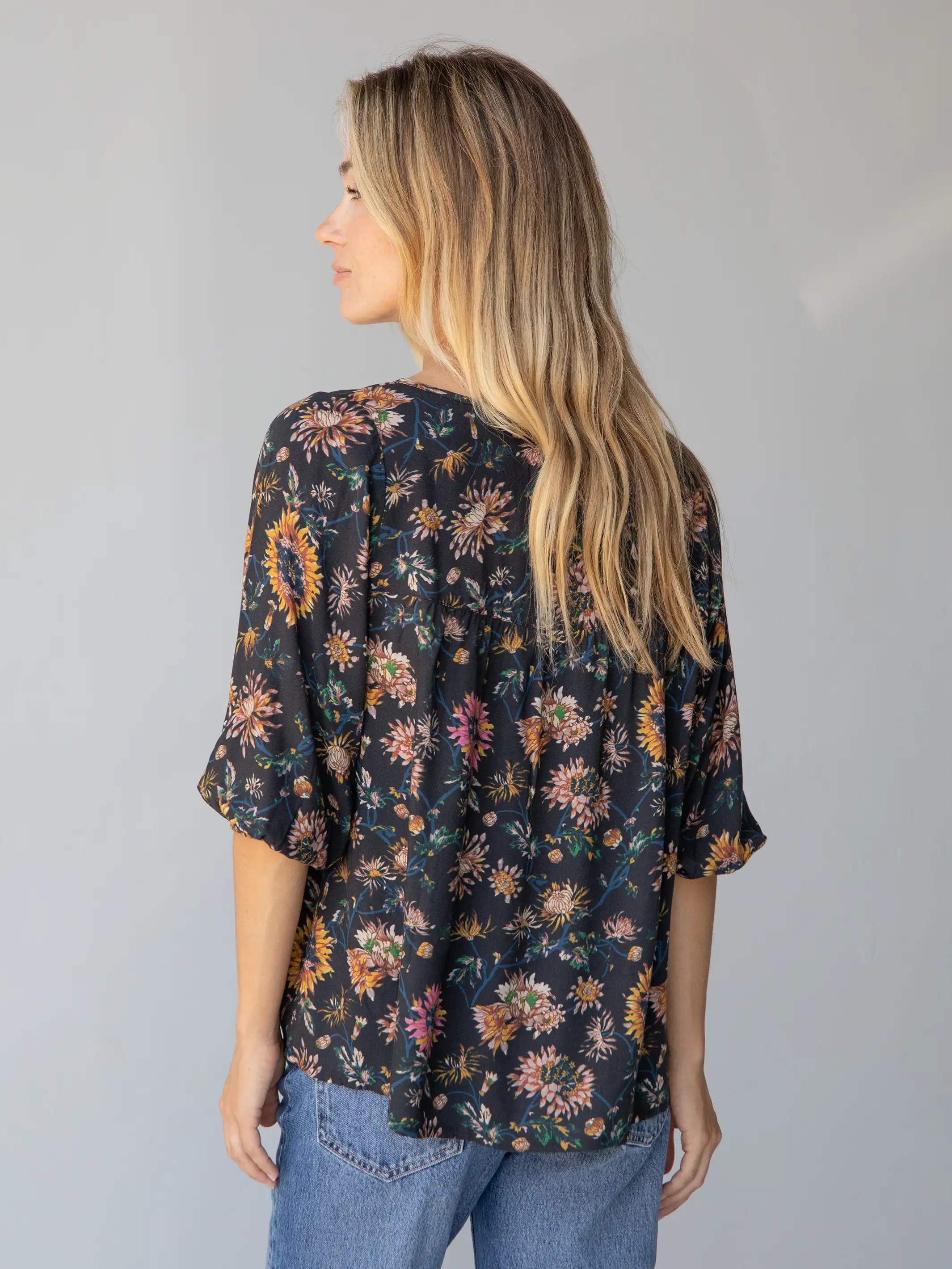Maribel Top - Black Floral